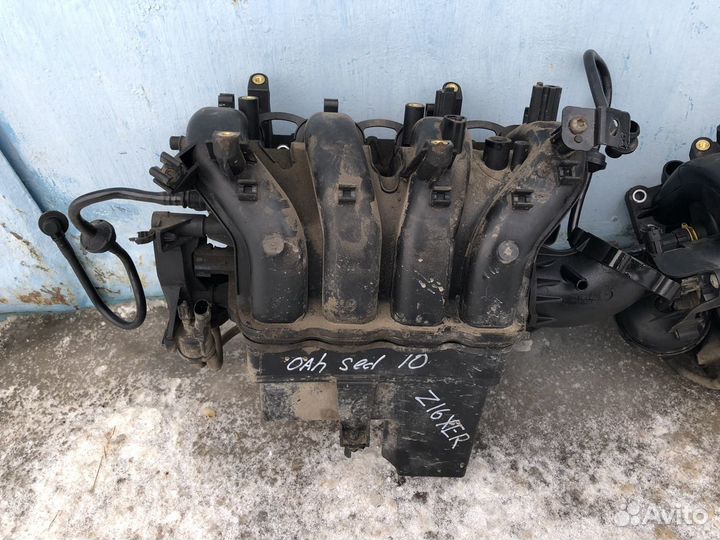 Впускной коллектор Опель