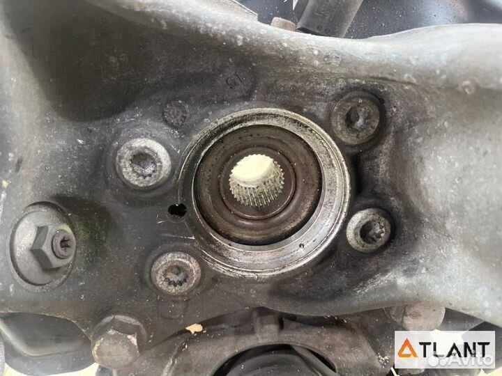 Ступица передняя правая audi TT