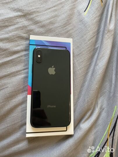 Телефон iPhone Xs