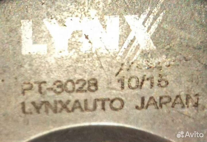 Натяжитель ремня с роликом