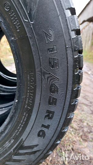 Nokian Tyres Nordman 8 SUV 215/65 R16 102T