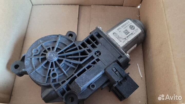 Мотор стеклоподъёмника volkswagen polo