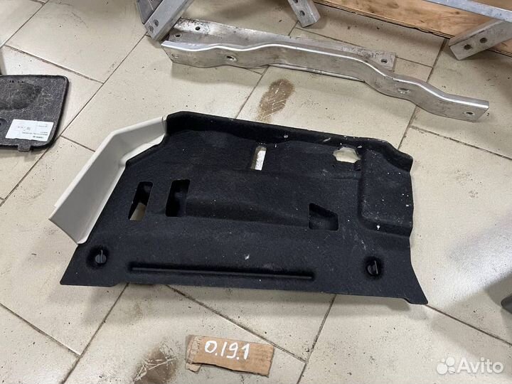 Обшивка багажника BMW 5 G30/G31