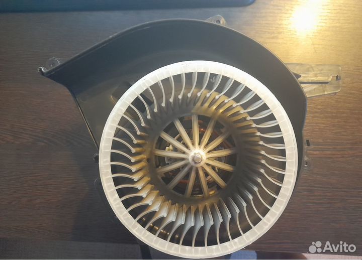 Моторчик отопителя 6Q1819015J VAG