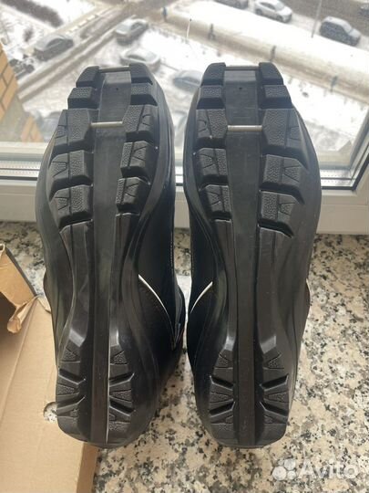 Лыжные ботинки Salomon Escape 6 Pilot размер 9.5