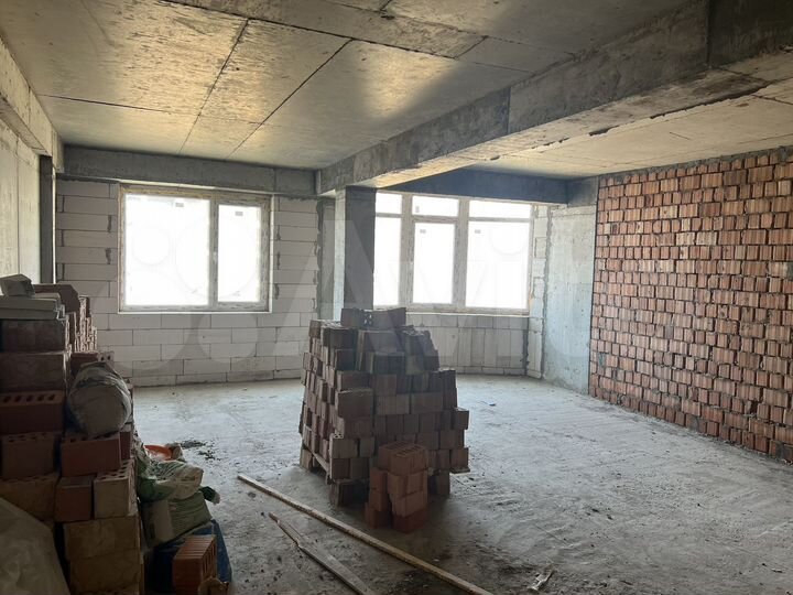 2-к. квартира, 72 м², 9/12 эт.