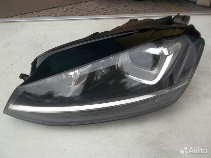 VW Golf VII Гольф 7 2013 фара левая биксенон N2