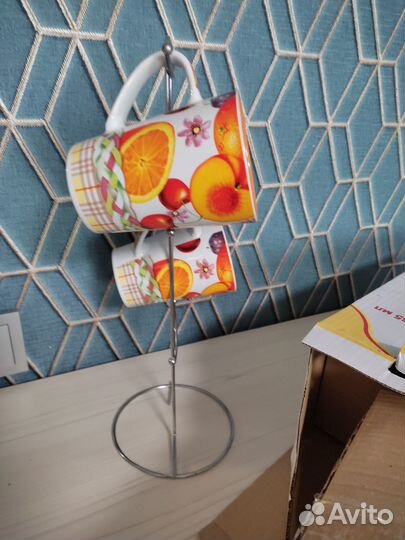 Новый набор больших кружек 6 штук с подставкой