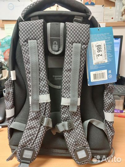 Рюкзак для мальчика вместительный черный