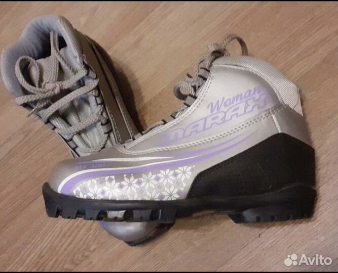 Лыжные ботинки 36р