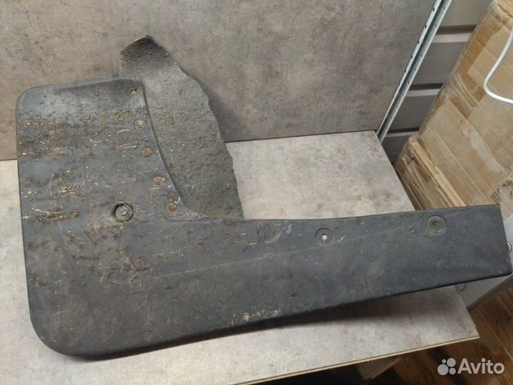 Брызговик задний левый Bmw X5 E70 2007