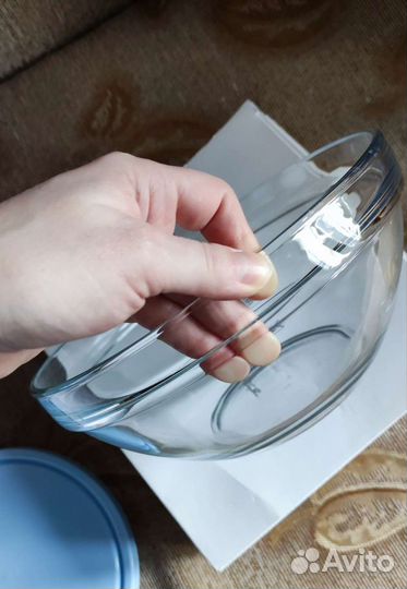 Новый салатник с крышкой D 23