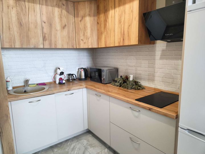 2-к. квартира, 43 м², 7/9 эт.