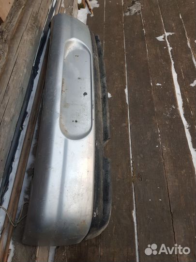 Задний бампер