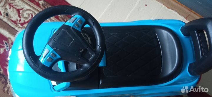 Машинка каталка толокар