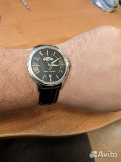 Часы Maurice Lacroix