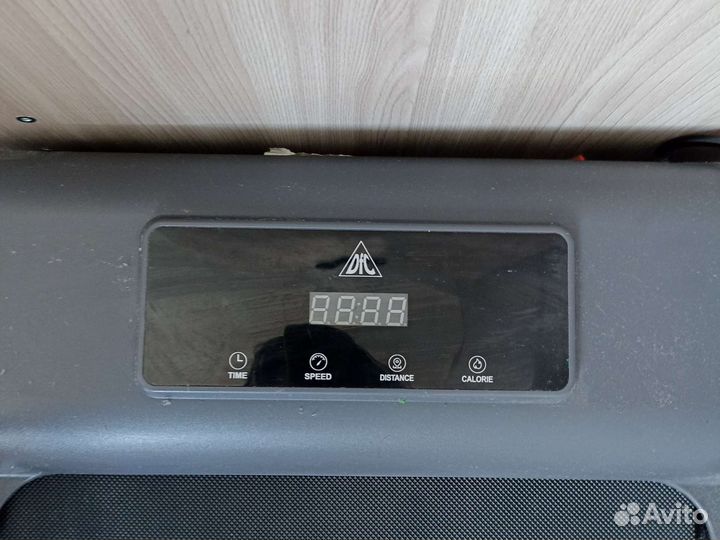 Беговая дорожка, DFC Slim Pro