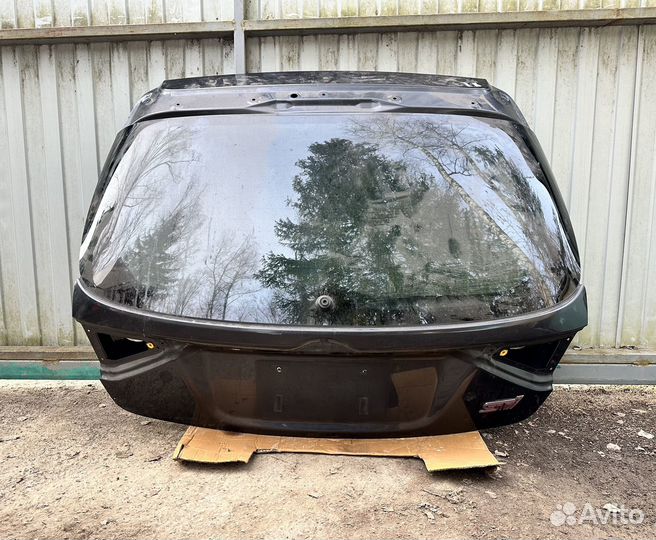 Крышка багажника Subaru Impreza GH