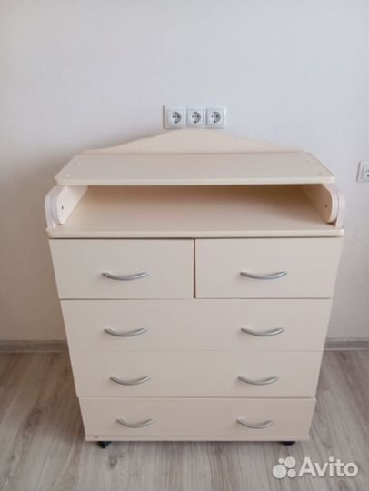 Пеленальный столик комод