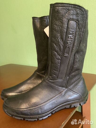 Ботинкки с высоким берцем зимние