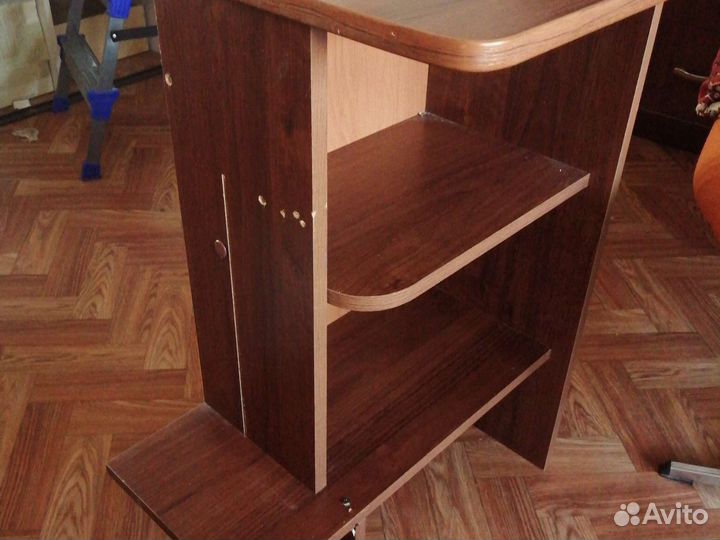 Полочка настенная