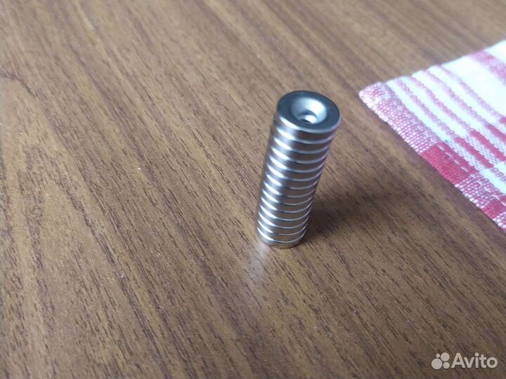 Телескопическая магнитная ручка