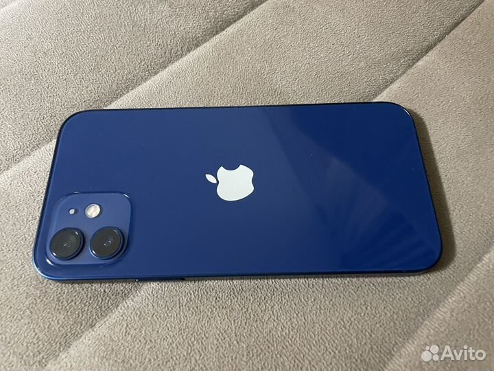 iPhone 12, 64 ГБ