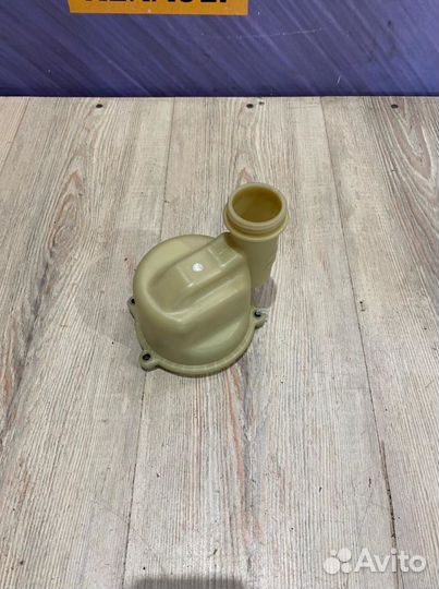 Бачок эгур гур насоса электрогидроусилителя руля R