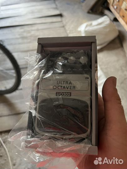 Behringer UO300 Ultra Octaver педаль эффектов