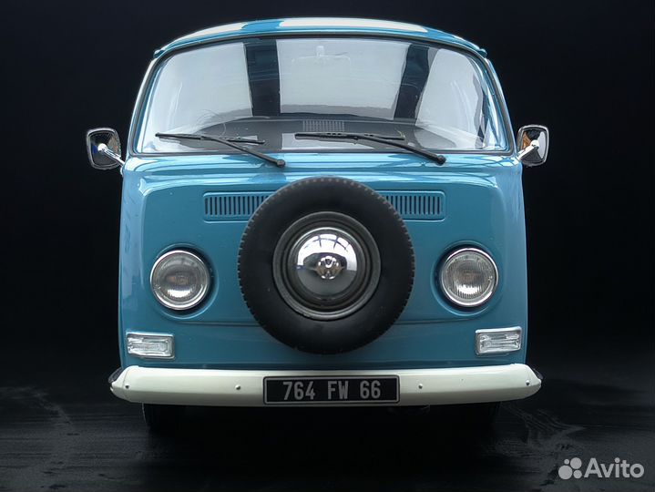 Volkswagen T2 pick-up 1/18 (Solido)