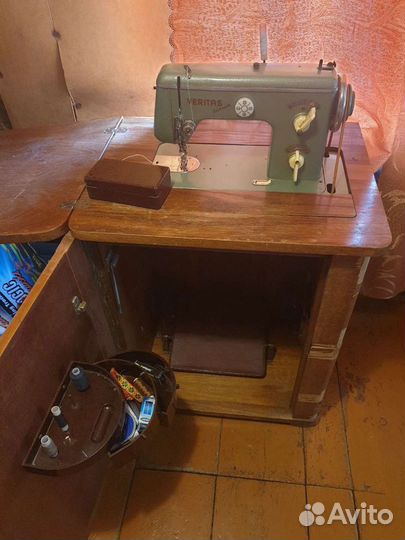 Швейная машинка