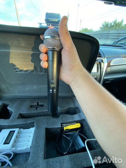 Радиомикрофон shure SM 58