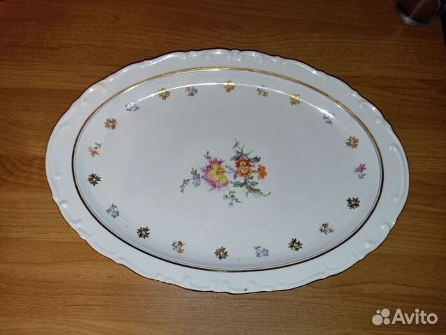 Фарфоровое блюдо большое