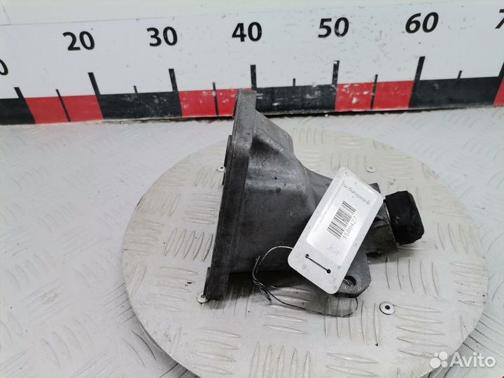 Кронштейн двигателя Audi A6 4B/C5 2000 4B0199306C