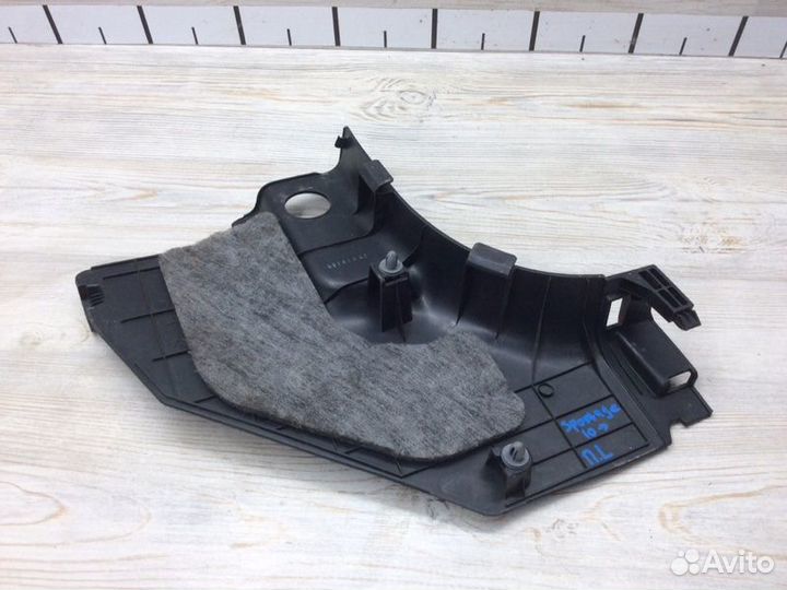 Накладка на порог передняя левая Kia Sportage SL