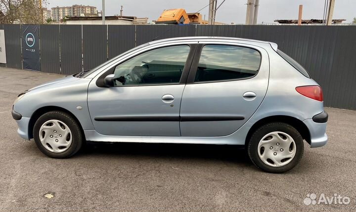 Peugeot 206 1.4 МТ, 2003, 204 025 км