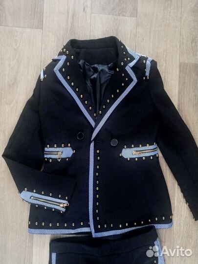 Костюм новый