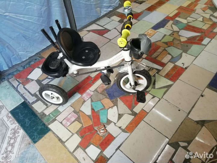 Детский велосипед каталка
