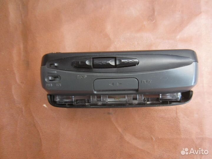 Аудио-плеер Aiwa HS-TA463W