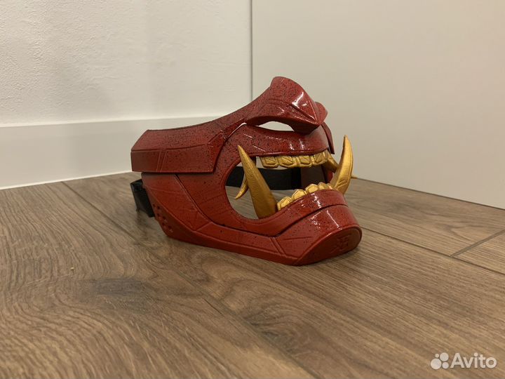 Маска из киберпанка