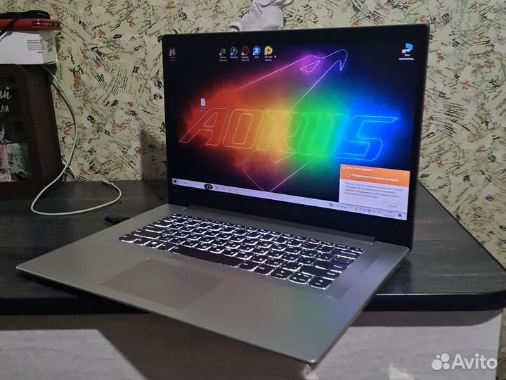 Ноутбук intel core i7-7500,Ddr4,1Tb игровой 2021г