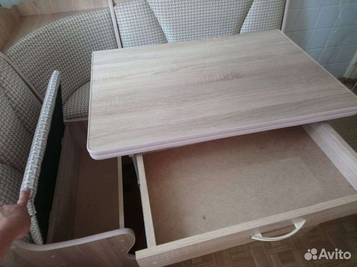 Кухонный уголок