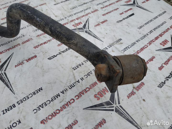 Стабилизатор задний w204 Mercedes