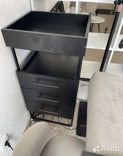 Тележка косметологическая с ящиками