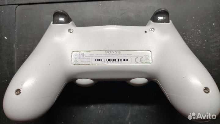 Геймпад Sony DualShock 4 v2 White