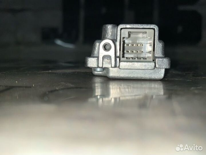 Камера парковочная потолочная Infiniti Qx56 Z62