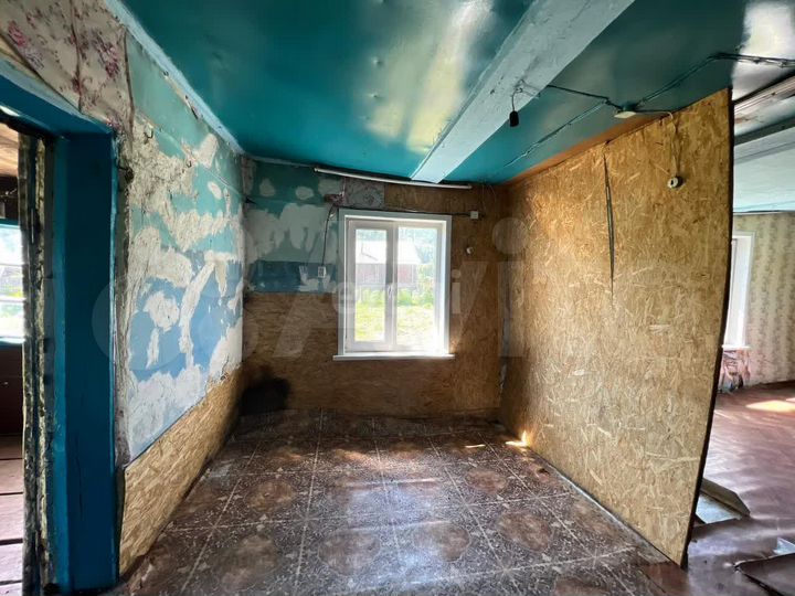 Дом 28,2 м² на участке 11 сот.