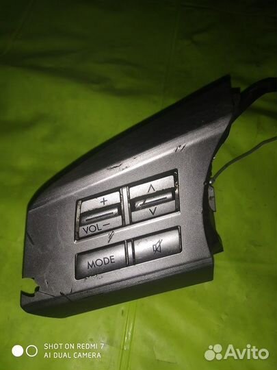 Кнопки в руль Subaru Legacy Outback BM9 BR9 2009г