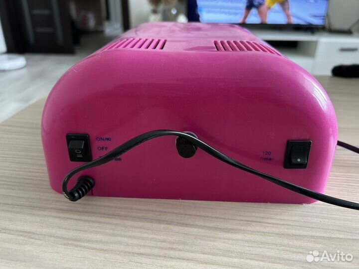 Лампа для ногтей