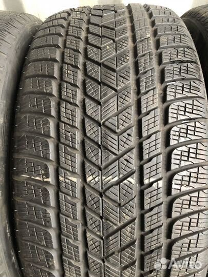 Pirelli Scorpion Winter 265/35 R22